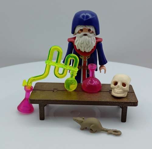 Pre owned playmobil - pre-owned,
