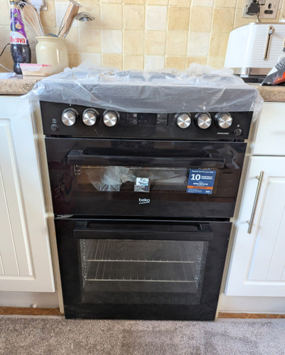 Brand new black gas oven - black,