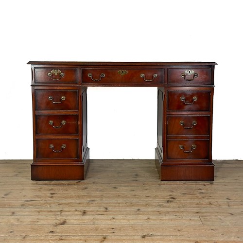 20th century mahogany pedestal - 20th,