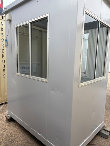 Used 6ft 4ft - 4ft, portable