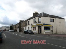 PHOTO  A SHOP IN LOCHGELLY FIFE ON THE CARDENDEN ROAD. THE LOCHGELLY CENTRE CAN