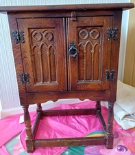 Old Charm Style Oak Cupboard