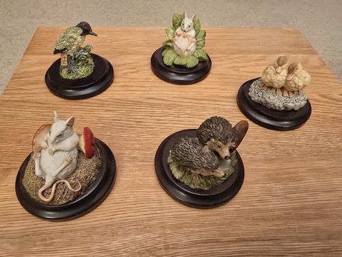 Country artists figurines - country,