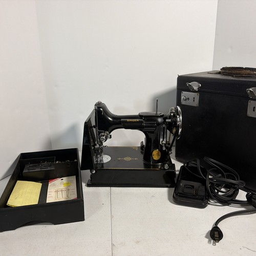 Singer featherweight 221