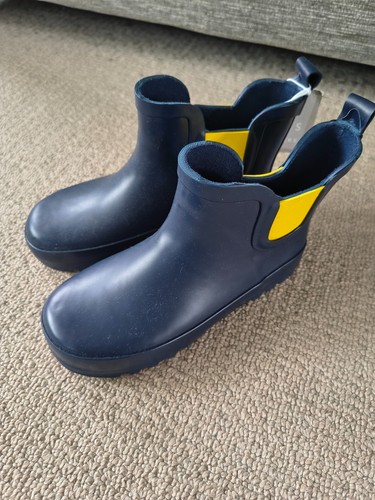 Navy yellow short ankle