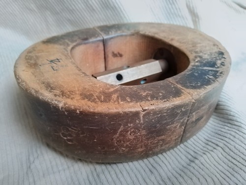 Antique hat stretcher - antique,