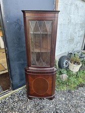 Brown Corner display cabinet -