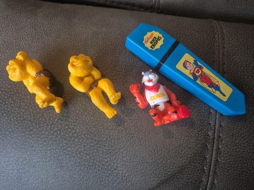 Lot vintage cereal toys - ×4,