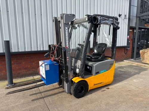 Jungheinrich efg 113 - 1.3t,