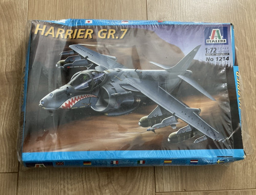 Italeri model kit 1214 - italeri,