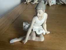 Lladro Nao Ballet Figure -
