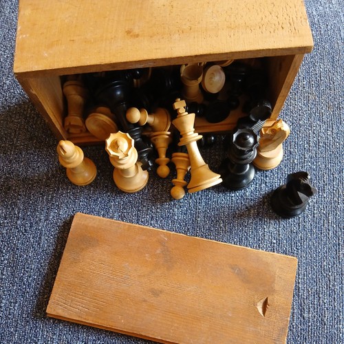 Vintage boxwood complete chess - vintage,