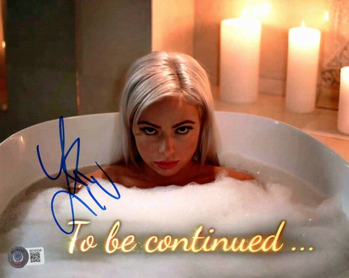 Liv morgan signed autograph - signed,