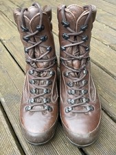 British Army Goretex Combat Boots Size 8 W Karrimor SF Cold Wet Weather Hiking