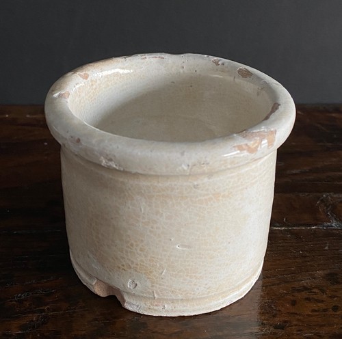 English tinglaze ointment pot - english,