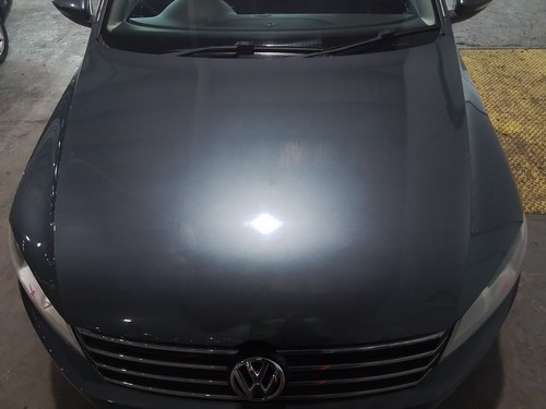 Bonnet grey volkswagen passat - volkswagen,