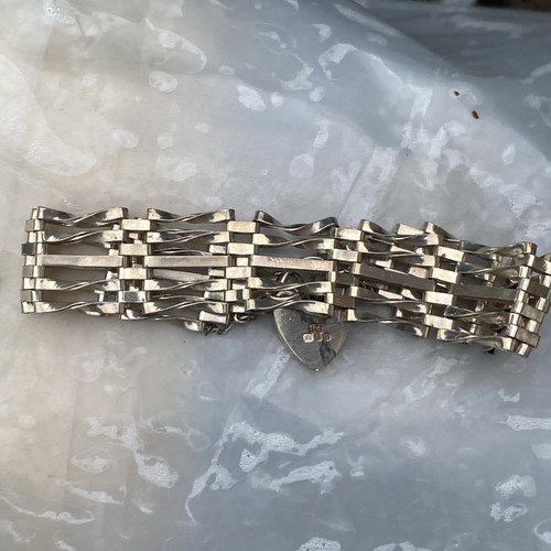 1978 silver gate padlock - 1978,