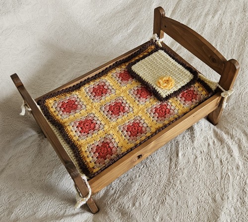 Vintage wooden baby doll cot - baby, doll's