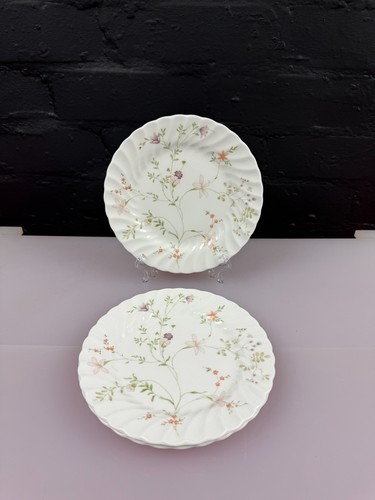 Wedgwood campion large - campion, side