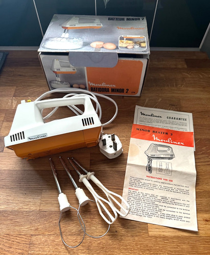 Vintage retro 1970 s - vintage, /