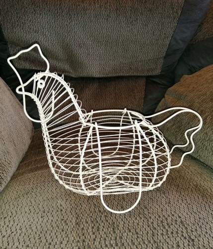 Chicken shaped egg - ,