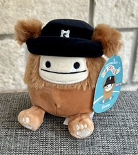 Squishmallow Benny 4” Key