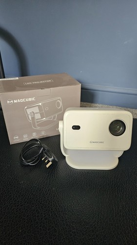 Magcubic l018 projector - magcubic,