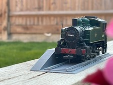 Model Train Display Stand - 3d