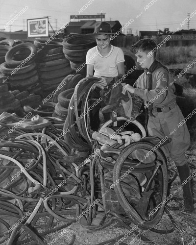 1942 news photo - , rubber