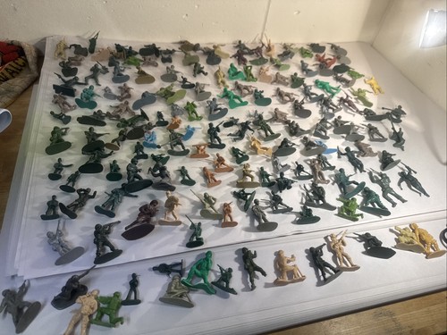 200 plastic toy - plastic,