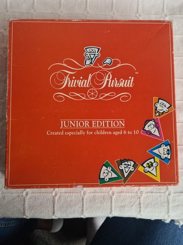 Trivial pursuit junior edition - pursuit,