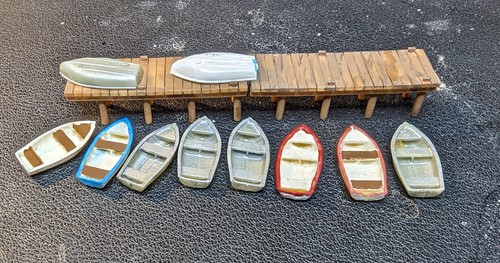 Scale 160 boat dock - scale,