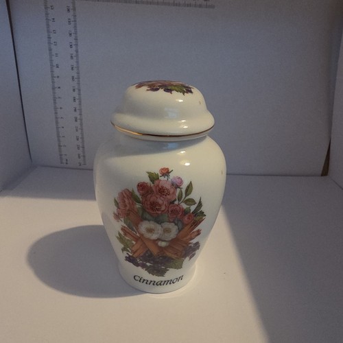 Davenport pottery spice jar - davenport,