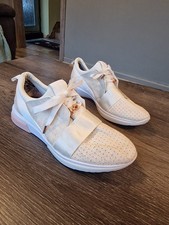 TED BAKER CEPA SNEAKERS PERF