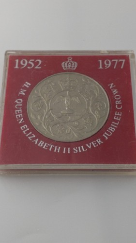 Queen elizabeth 1977 - uk,