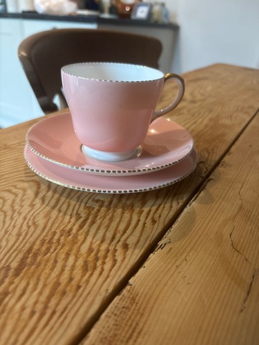 Vintage wedgewood april - vintage,