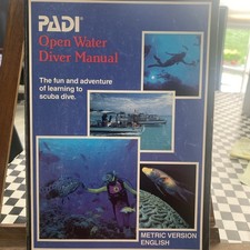  PADI Open Water Diver Manual - Metric version English