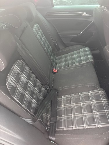 Rear seat assembly 2016 - rear, vw
