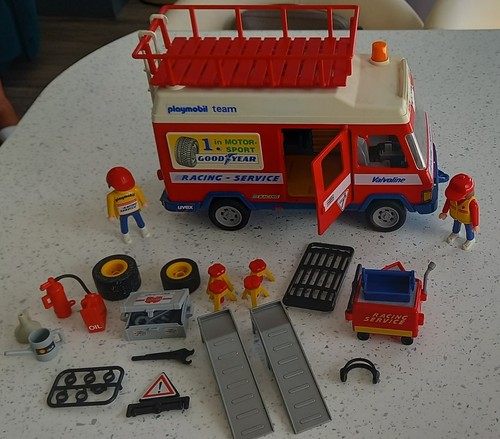 Playmobil racing services - playmobil,