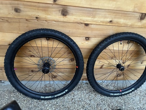 15x100 front 10x135 rear - 15x100, qr