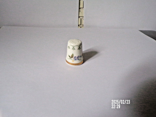 Royal doulton flower thimble - royal,