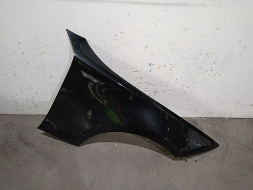 41357133228 front right fin - front,