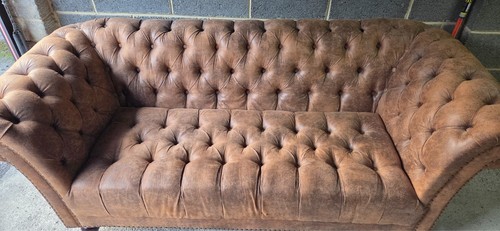 Chesterfield style faux - style,