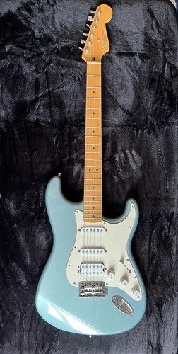 Fender stratocaster includes - stratocaster,