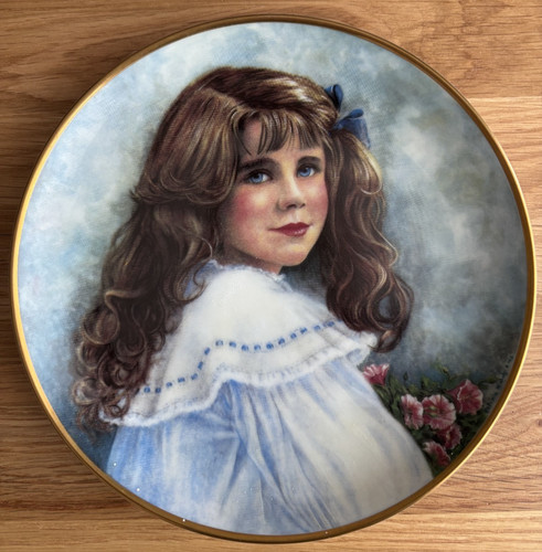 Franklin mint heirloom lady - mint,