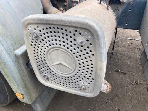Mercedes axor 1824 exhaust - mercedes,