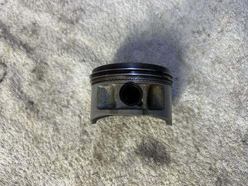 Genuine yamaha 250 - yamaha, piston