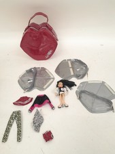 Vintage Lil Bratz Lil Red Lips Carry Case & Doll Collectable Toys