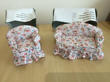 1:12th DOLLS HOUSE FURNITURE FLORAL SOFA & ARMCHAIR NEVER USED BOXED