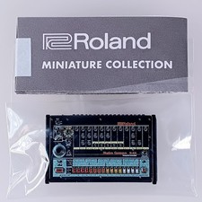 TR-808 - Roland Miniature